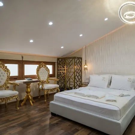 Diamond Luxury Suites Koum Kapi Guest house