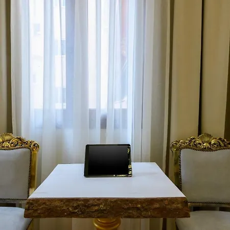 Diamond Luxury Suites Koum Kapi Guest house